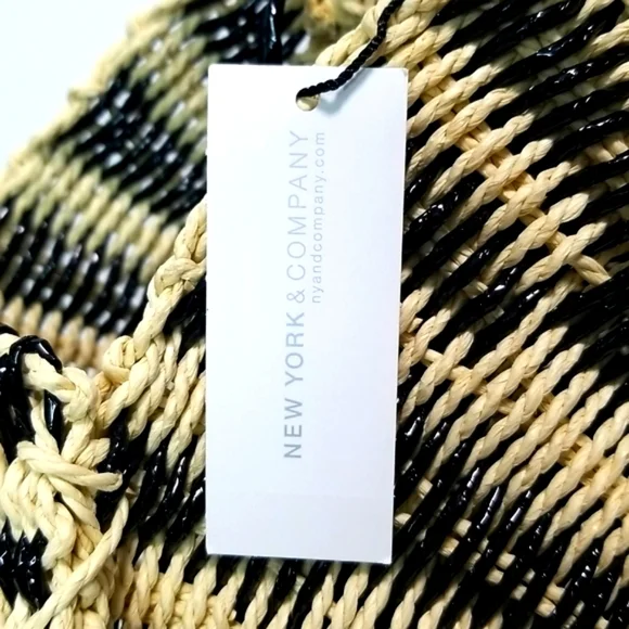 NY & COMPANY Circle, Black & Cream Shoulder Bag New With Tags Vacation Vibes - Picture 7 of 9